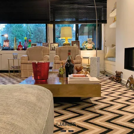 Villa Exclusieve villa met zwembad nabij de golf van Knokke J00765 Knokke-Heist