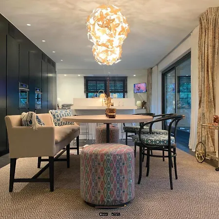 Exclusieve Villa Met Zwembad Nabij De Golf Van Knokke J00765 * Knokke-Heist