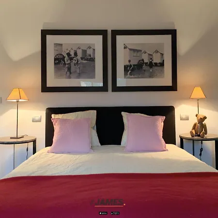 Exclusieve villa met zwembad nabij de golf van Knokke J00765 Villa Knokke-Heist